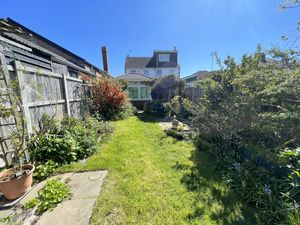 Western Road- click for photo gallery